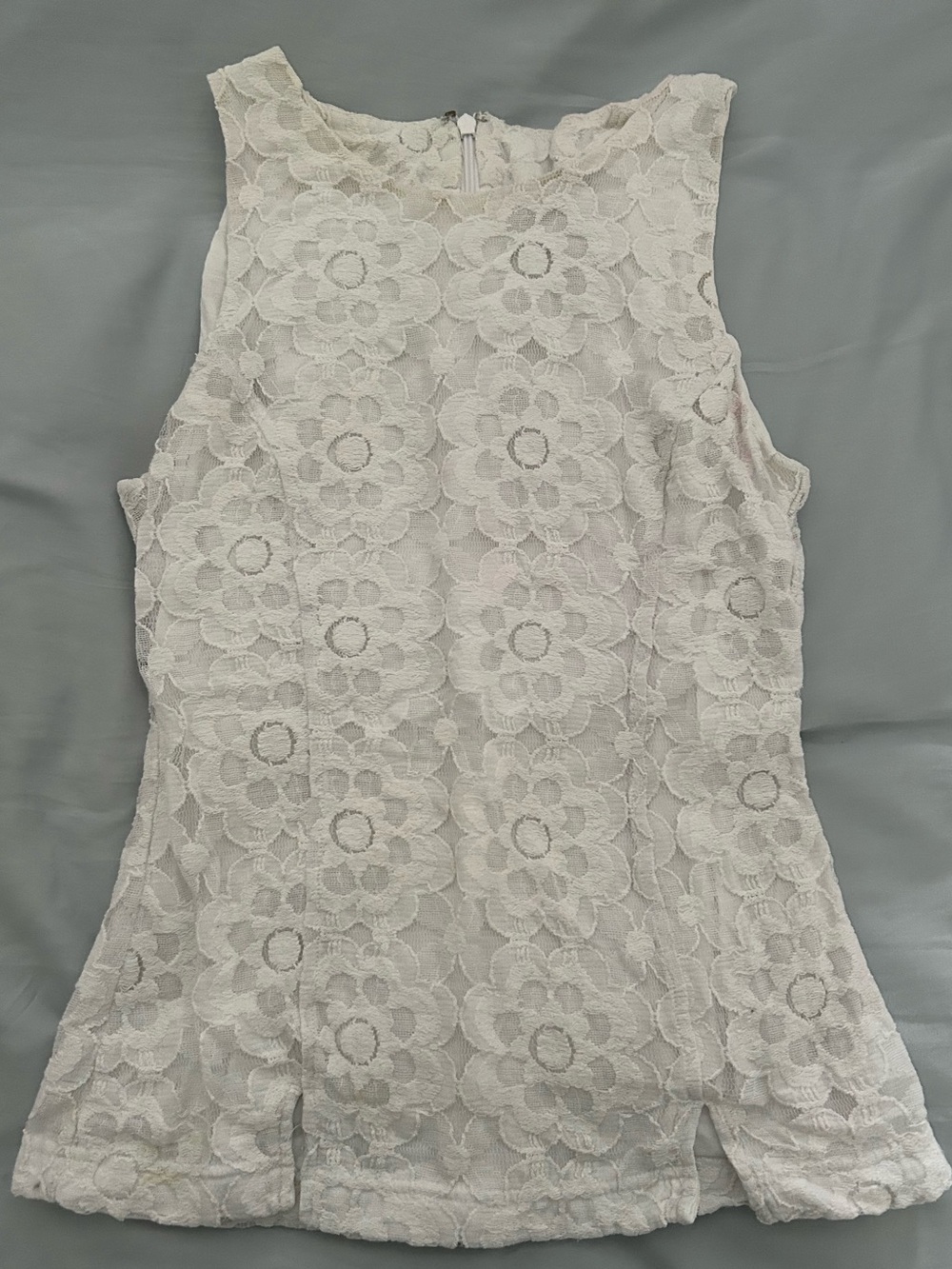 Banana Republic White Lace Sleeveless Top
